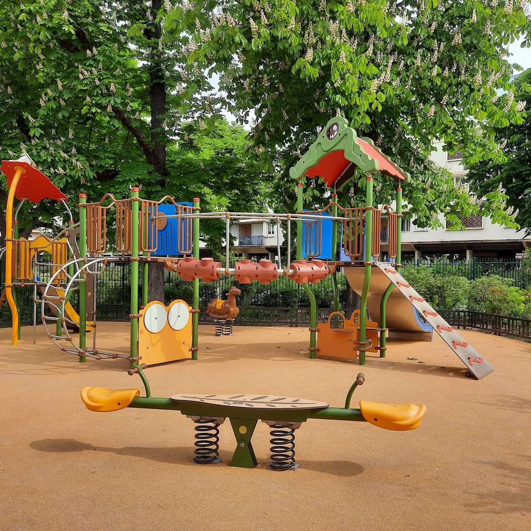 Square Tuck- Aire de jeux 1